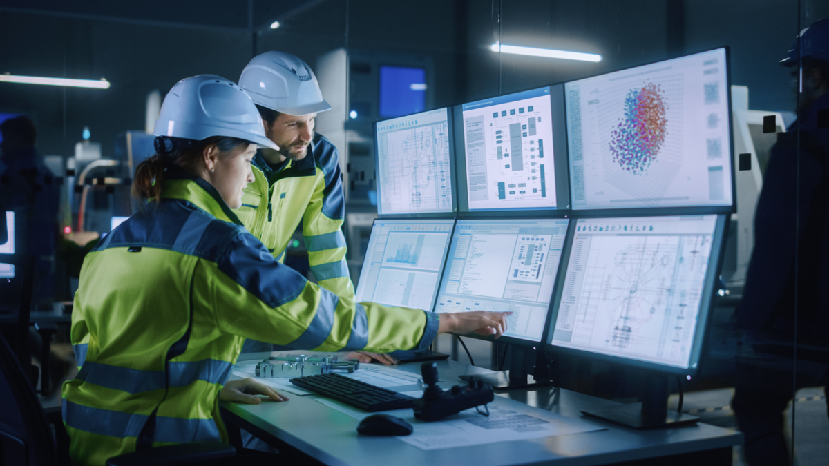 Övervakning av tillverkningsdata i ett industriellt kontrollrum – illustrerar digitalisering inom Innovationsacceleratorn INA.