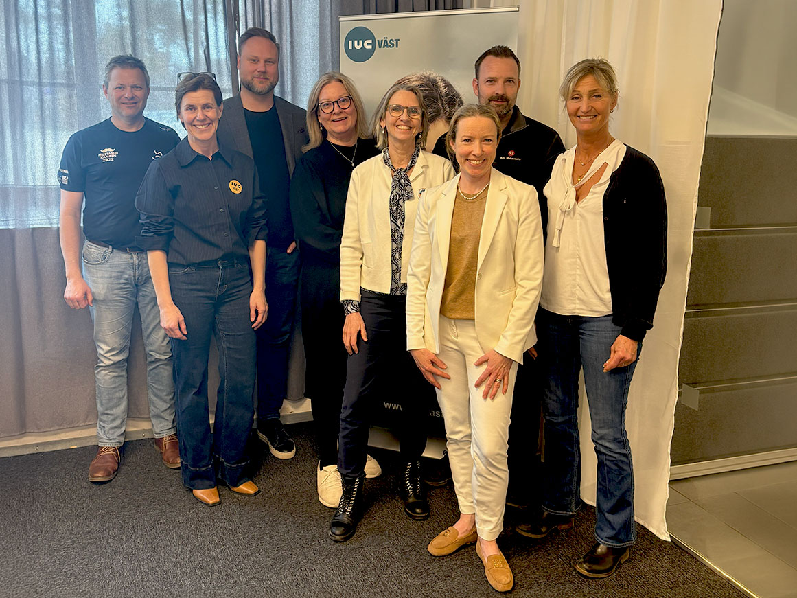 Gruppfoto av styrelsen i IUC Väst efter årsmötet 2026.
